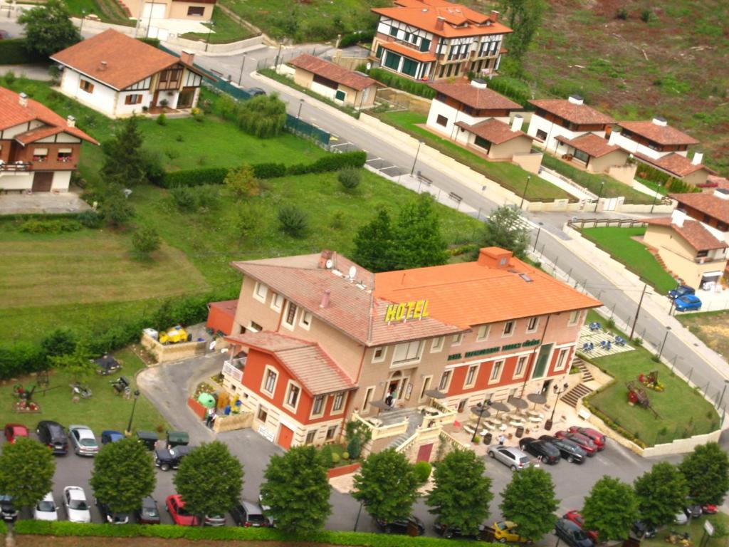 Hotel Erreka Güeñes 外观 照片